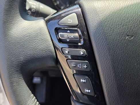 Used 2024 Nissan Armada SL w/ Captain's Chairs Package RWD image 24