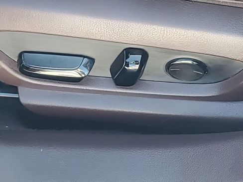 Used 2019 Lexus ES 350 w/ Premium Package image 29