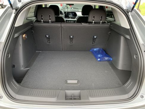 New 2026 Chevrolet Trax LS w/ LS Convenience Package FWD image 7