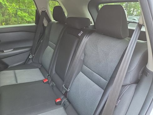 Certified 2025 Nissan Rogue SV FWD image 30