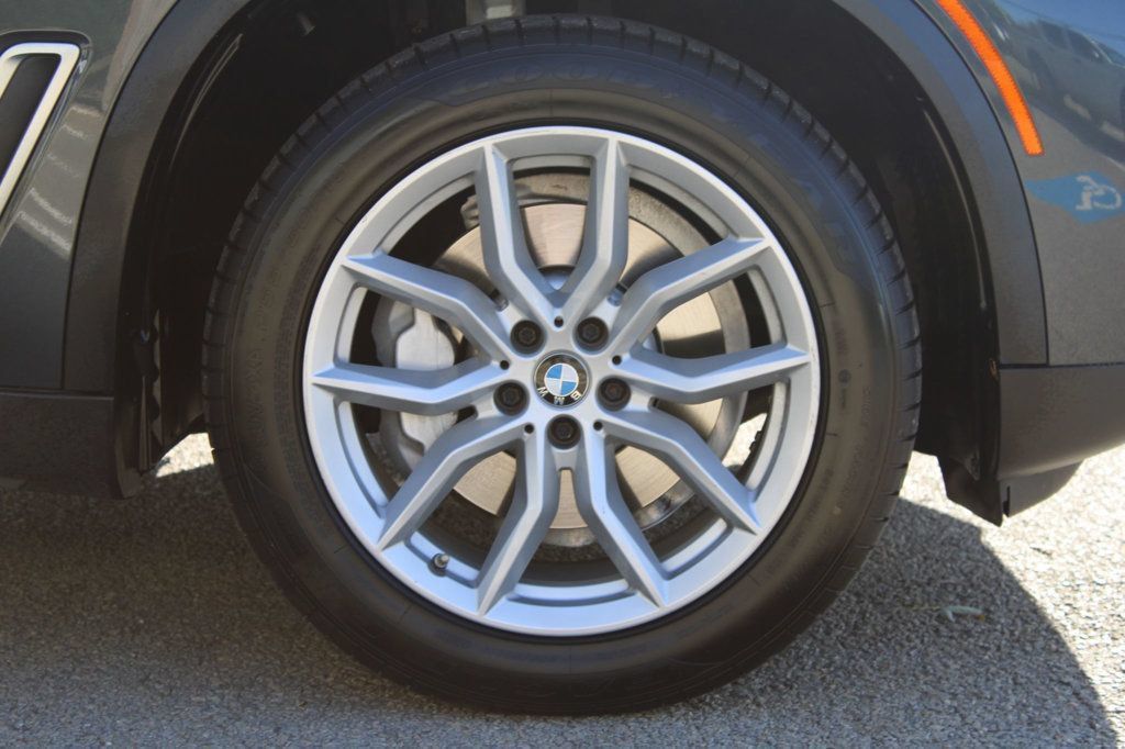 Used 2020 BMW X5 xDrive40i w/ Premium Package AWD/4WD image 40