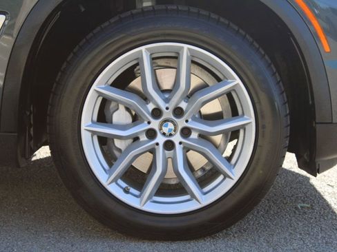 Used 2020 BMW X5 xDrive40i w/ Premium Package AWD/4WD image 40