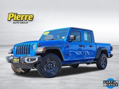 Used 2023 Jeep Gladiator Sport w/ Trailer Tow Package