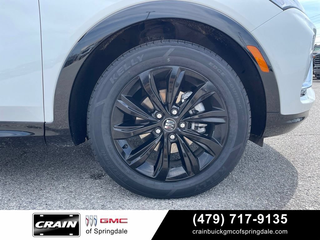 Used 2024 Buick Envista Sport Touring w/ Convenience II Package FWD image 30
