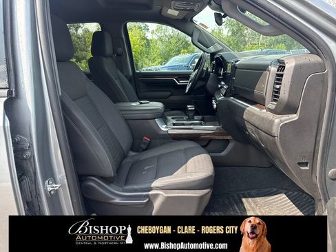 Used 2023 GMC Sierra 1500 Elevation w/ X31 Off-Road Package AWD/4WD image 18