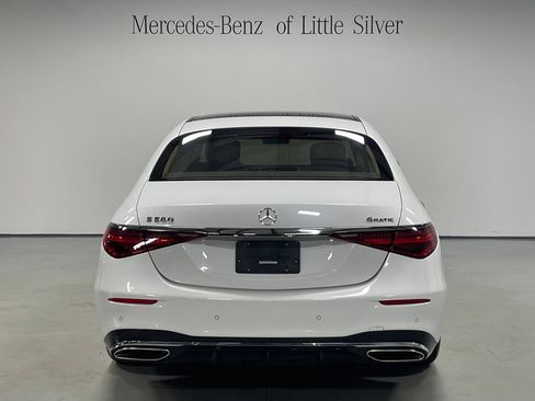 Used 2024 Mercedes-Benz S 580 4MATIC Sedan image 4