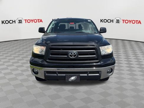 Used 2012 Toyota Tundra 4x4 Double Cab w/ Tow Pkg image 2
