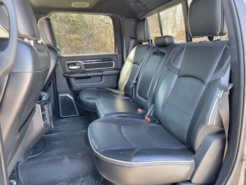 Used 2019 RAM 3500 Laramie image 11
