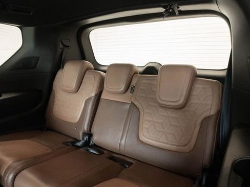 Used 2025 Nissan Armada Platinum Reserve AWD/4WD image 28