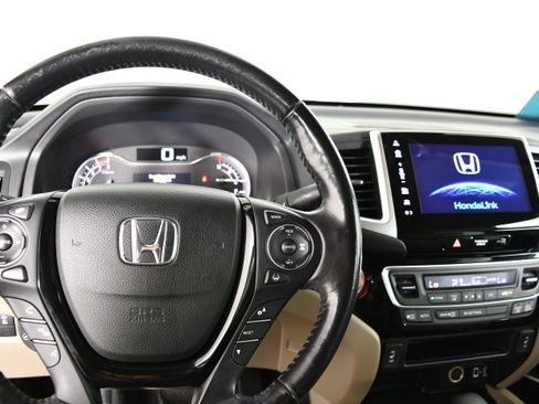 Used 2019 Honda Ridgeline RTL-E image 18