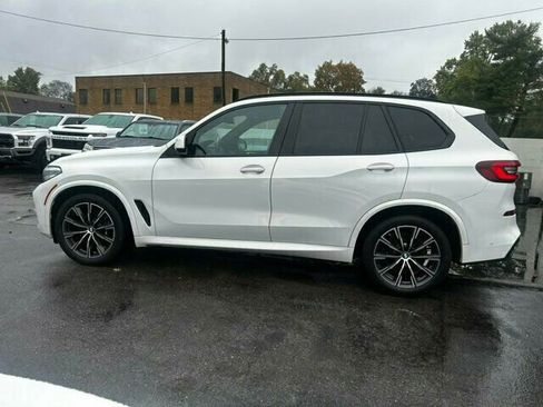 Used 2020 BMW X5 xDrive40i w/ M Sport Package image 2
