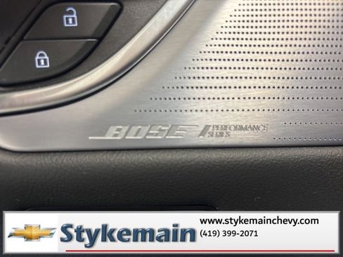 Used 2024 Cadillac XT5 Premium Luxury image 18