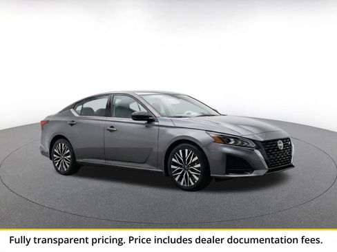 Used 2026 Nissan Altima 2.5 SV FWD image 1