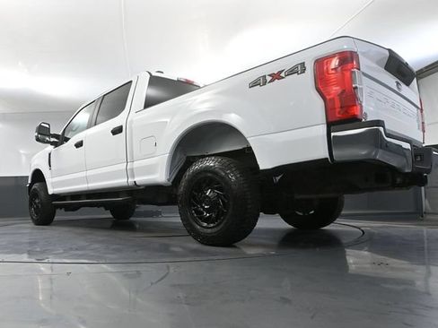 Used 2022 Ford F250 XL w/ Power Equipment Group AWD/4WD image 54