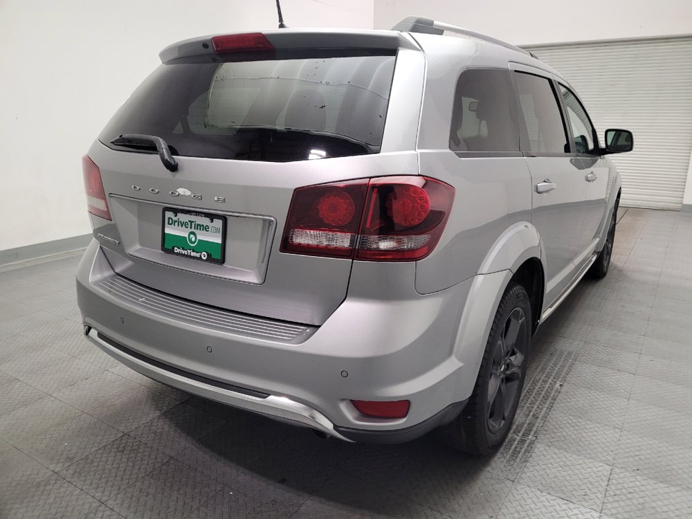 Used 2020 Dodge Journey Crossroad FWD image 7