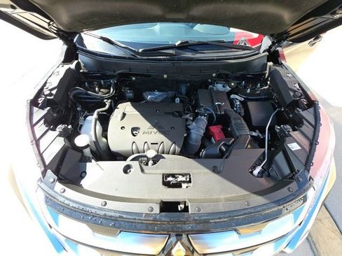 Used 2024 Mitsubishi Outlander Sport ES AWD/4WD image 27