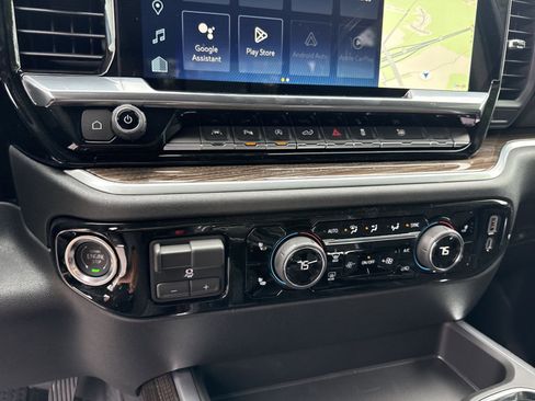 New 2026 Chevrolet Silverado 1500 RST w/ RST All Star Premium Package AWD/4WD image 15