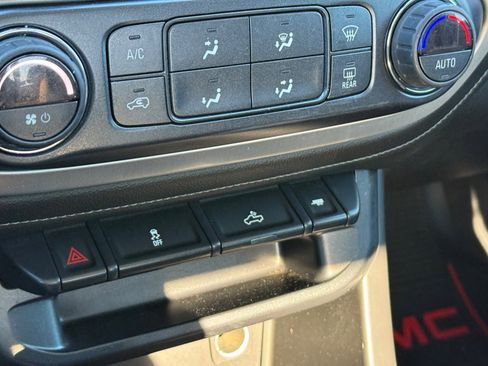 Used 2019 GMC Canyon SLE w/ Elevation Edition image 21