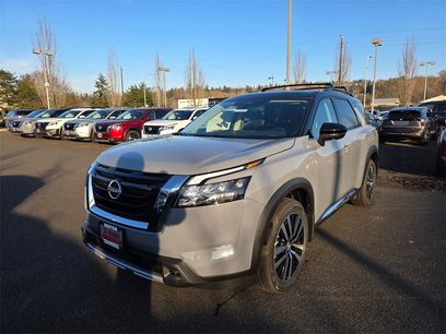 New 2025 Nissan Pathfinder Platinum w/ Cargo Package