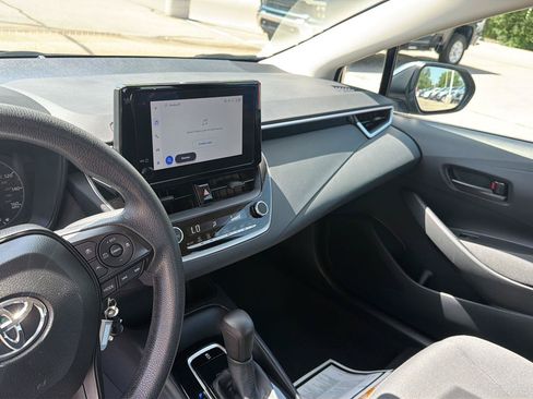 Used 2024 Toyota Corolla LE FWD image 16
