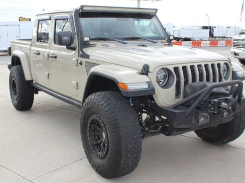 Used 2020 Jeep Gladiator Rubicon image 10