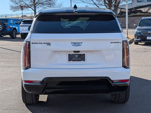 Used 2025 Cadillac Escalade IQ Sport 2 image 4