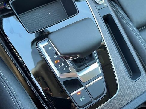 Certified 2024 Audi Q5 2.0T Premium Plus w/ Premium Plus Package image 35