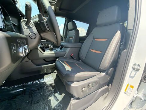 New 2026 GMC Sierra 1500 AT4 w/ AT4 Premium Package AWD/4WD image 28