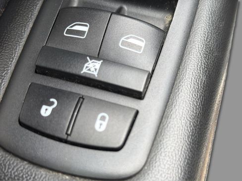 Used 2020 Dodge Durango SXT AWD/4WD image 16