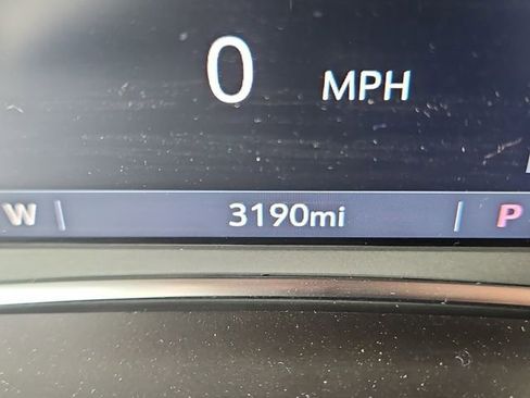 Used 2025 Chevrolet Blazer LT w/ Convenience Package image 17