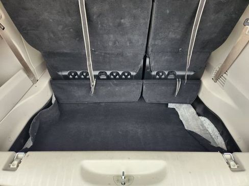 Used 2023 Chrysler Pacifica Touring-L FWD image 32