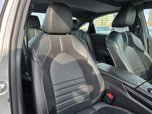 Used 2021 Toyota Avalon XSE image 11