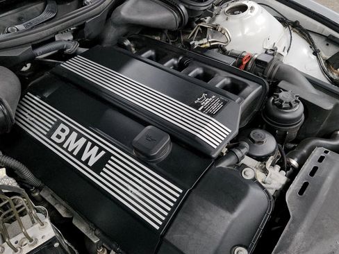 Used 1999 BMW 528i Sedan image 51