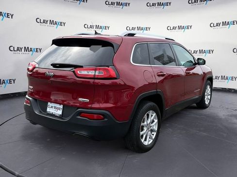 Used 2015 Jeep Cherokee Latitude AWD/4WD image 5