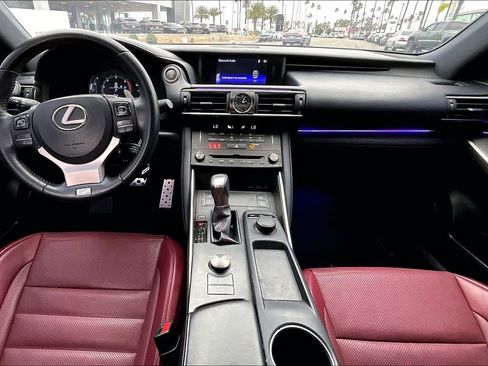Used 2019 Lexus IS 300 F Sport w/ F Sport Package image 15