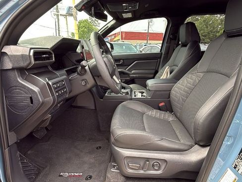 New 2026 Toyota 4Runner TRD Off-Road Premium AWD/4WD image 10
