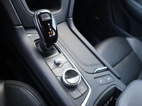 Used 2021 Cadillac XT6 Premium Luxury image 17