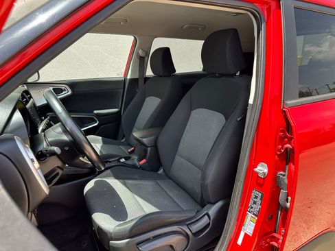 Used 2020 Kia Soul X-Line FWD image 10