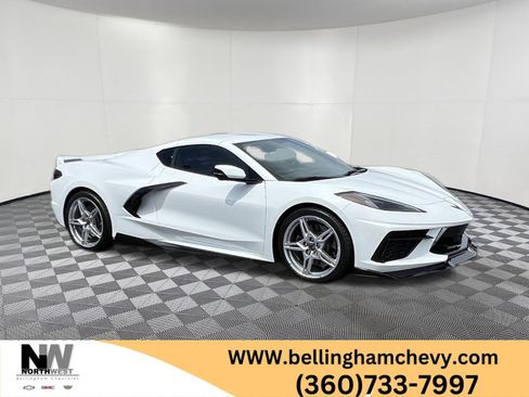 Used 2023 Chevrolet Corvette Stingray Premium Cpe w/ Z51 Performance Package RWD image 1