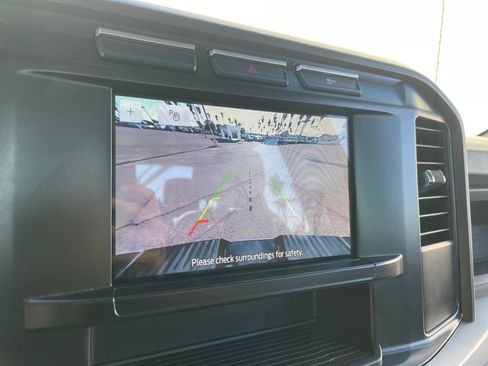 Used 2024 Ford F250 XL w/ XL Chrome Package image 27