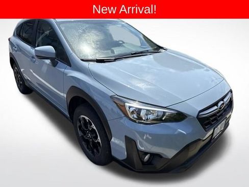 Used 2021 Subaru Crosstrek 2.0i Premium w/ Moonroof Package AWD/4WD image 1