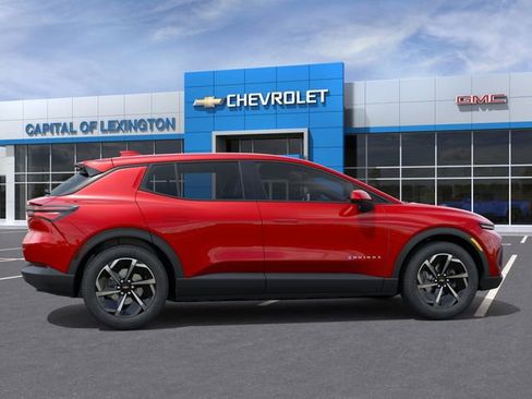 New 2026 Chevrolet Equinox EV LT FWD image 5