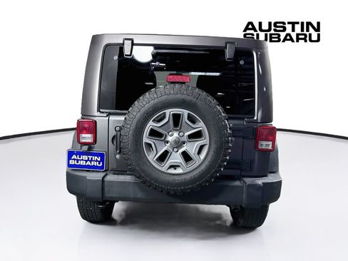 Used 2017 Jeep Wrangler Unlimited Rubicon w/ Connectivity Group AWD/4WD image 6