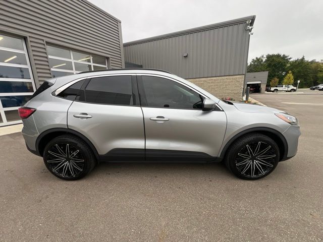 Used 2021 Ford Escape SEL AWD/4WD image 4