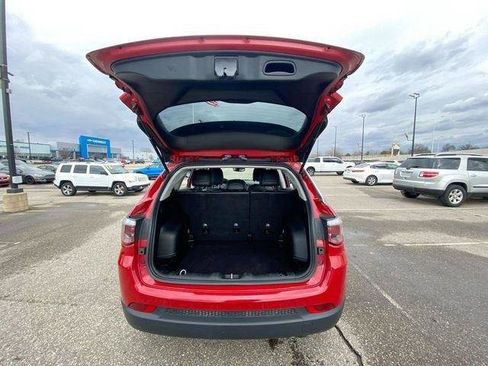 Used 2019 Jeep Compass Limited AWD/4WD image 30