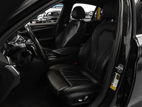 Used 2018 BMW 540i RWD image 31