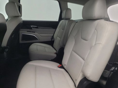 Used 2021 Kia Telluride S FWD image 18