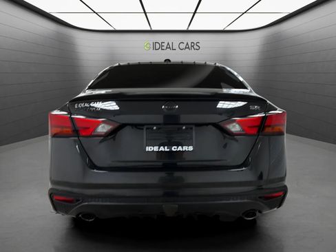 Used 2020 Nissan Altima 2.5 SR FWD image 6