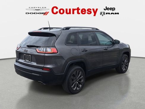Certified 2021 Jeep Cherokee Latitude Lux 80th Anniv w/ Quick Order Package 26U 80TH AWD/4WD image 5