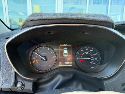 Used 2019 Subaru Crosstrek 2.0i Premium AWD/4WD image 8